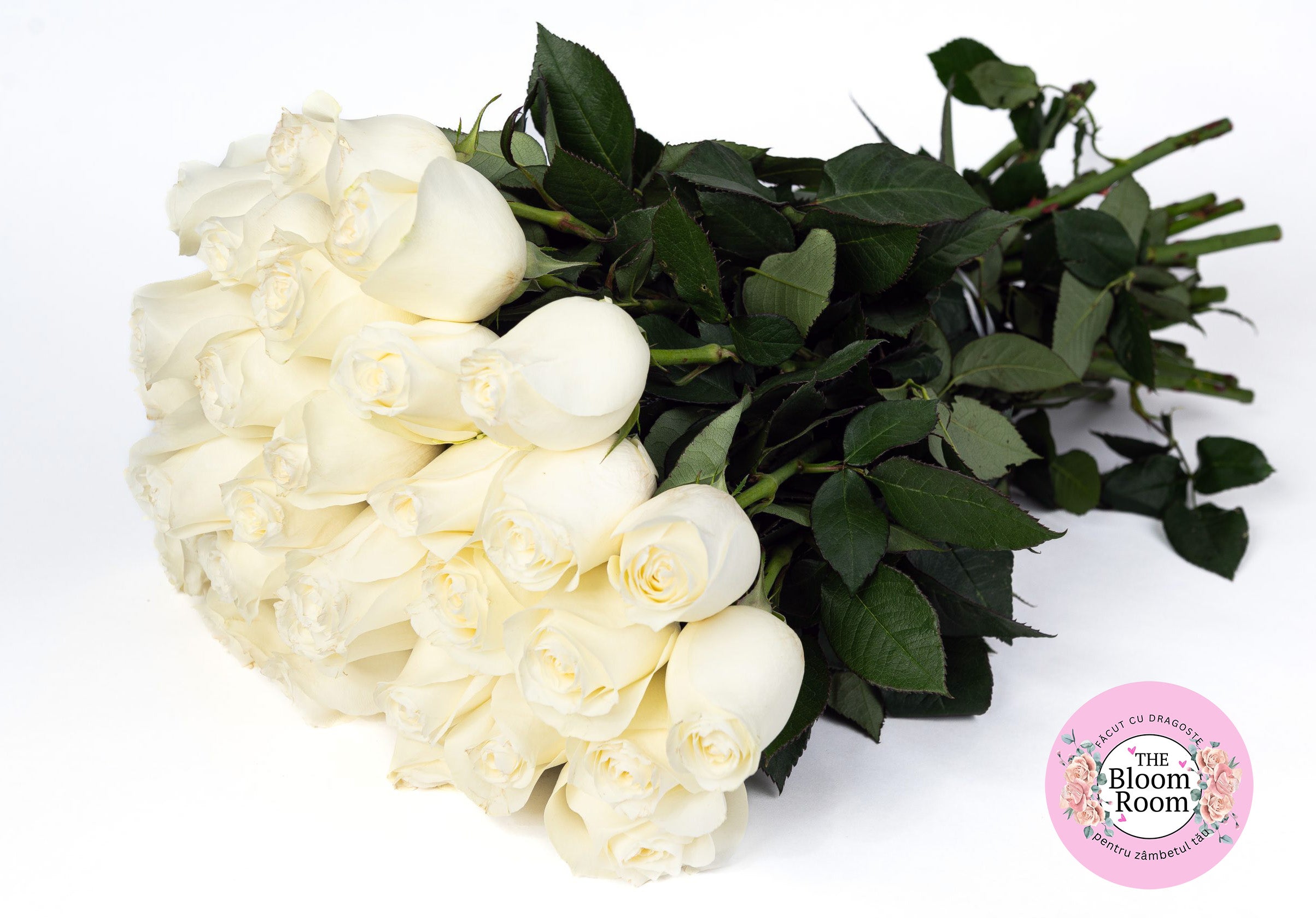 Buchet de 18 trandafiri albi